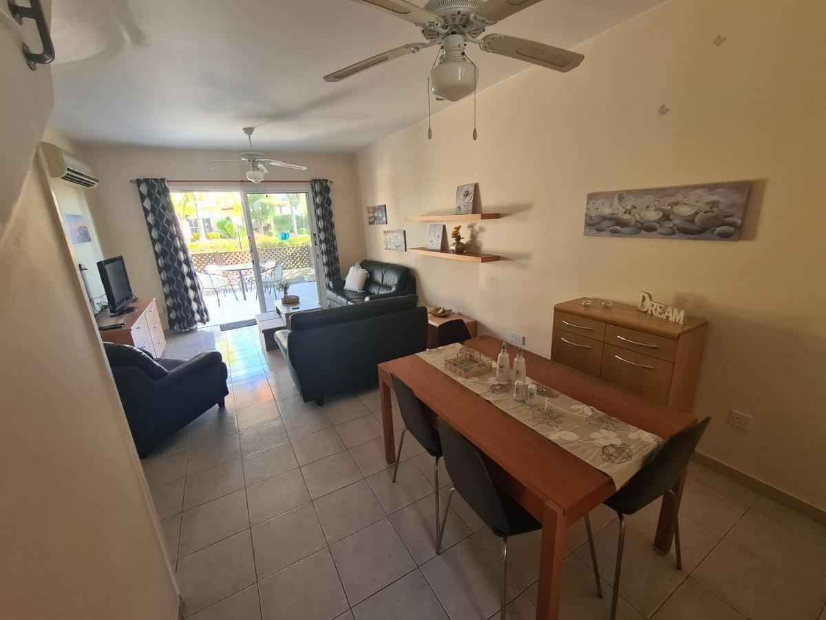 Serena Townhouse Peyia Exterior photo