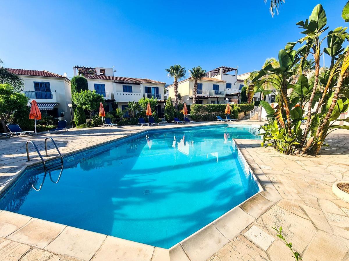 Serena Townhouse Peyia Exterior photo