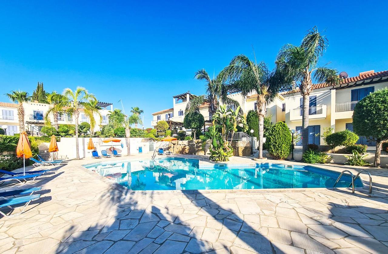 Serena Townhouse Peyia Exterior photo